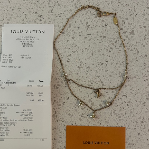 Louis Vuitton Gold Necklace with Pearl Details - Picture 1 of 5
